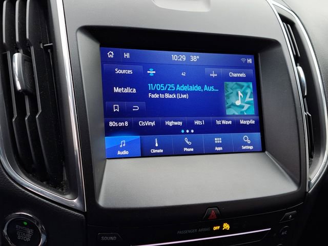 Used 2019 Ford Edge Titanium image 15