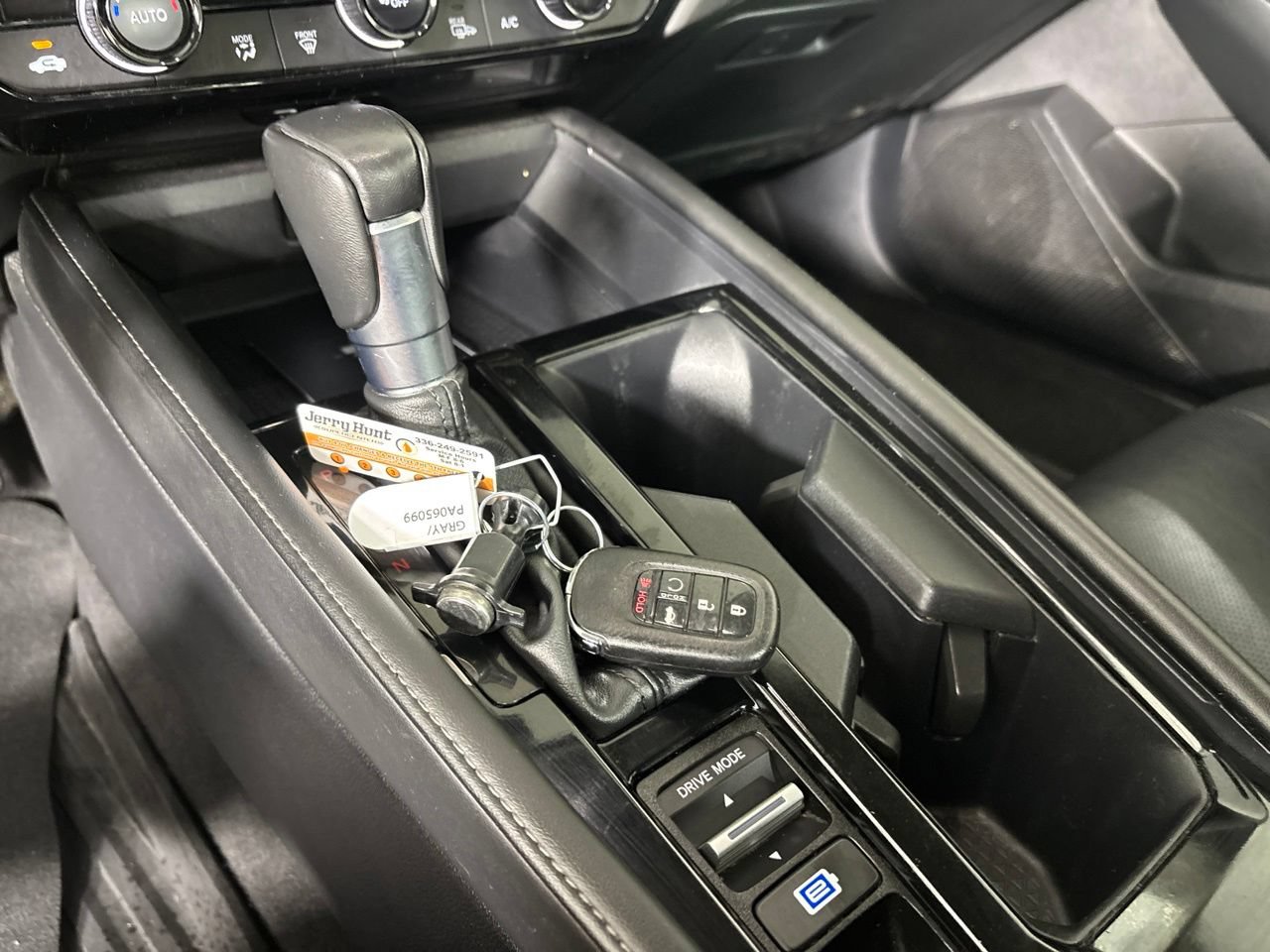 Used 2023 Honda Accord Touring image 18