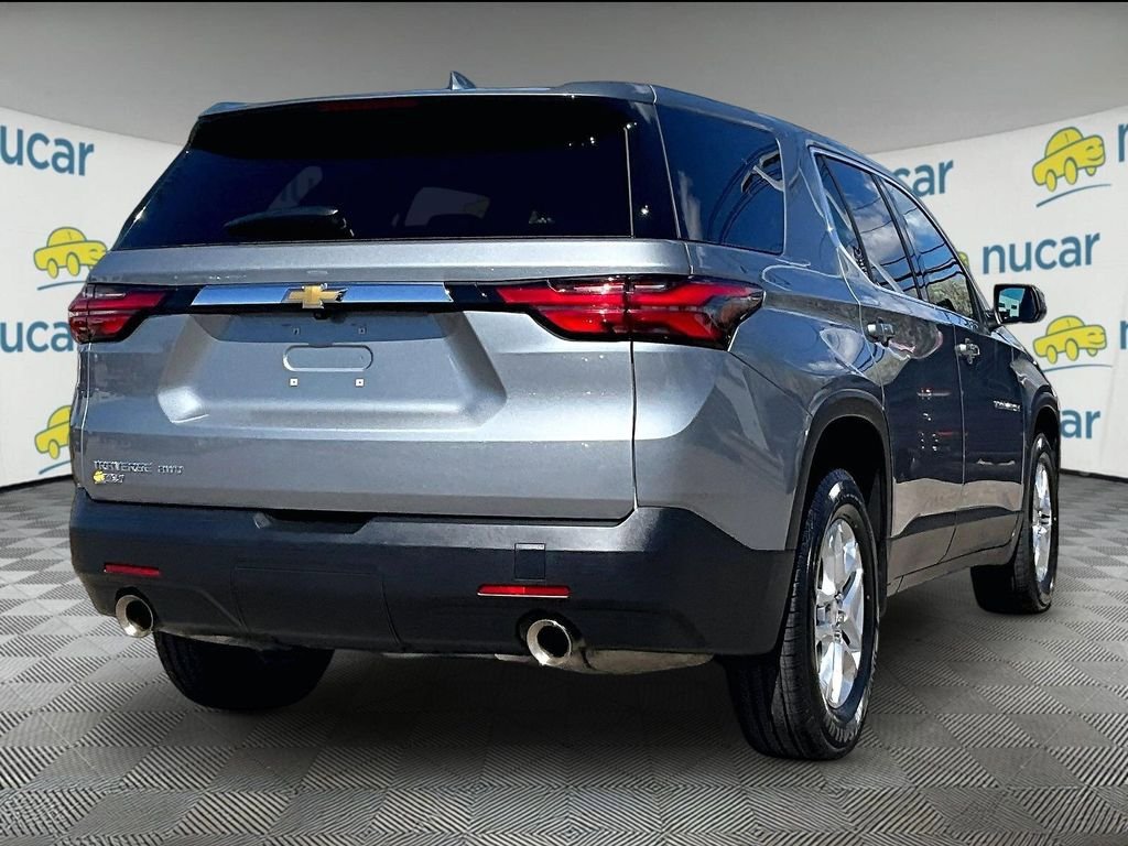Used 2023 Chevrolet Traverse LS AWD/4WD image 6