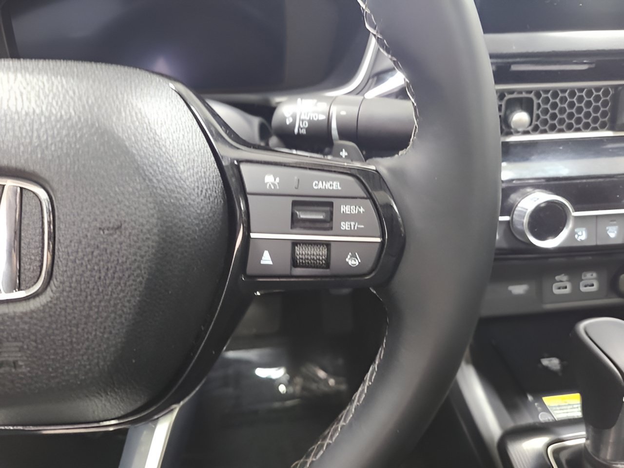 Used 2024 Honda Civic Touring image 29