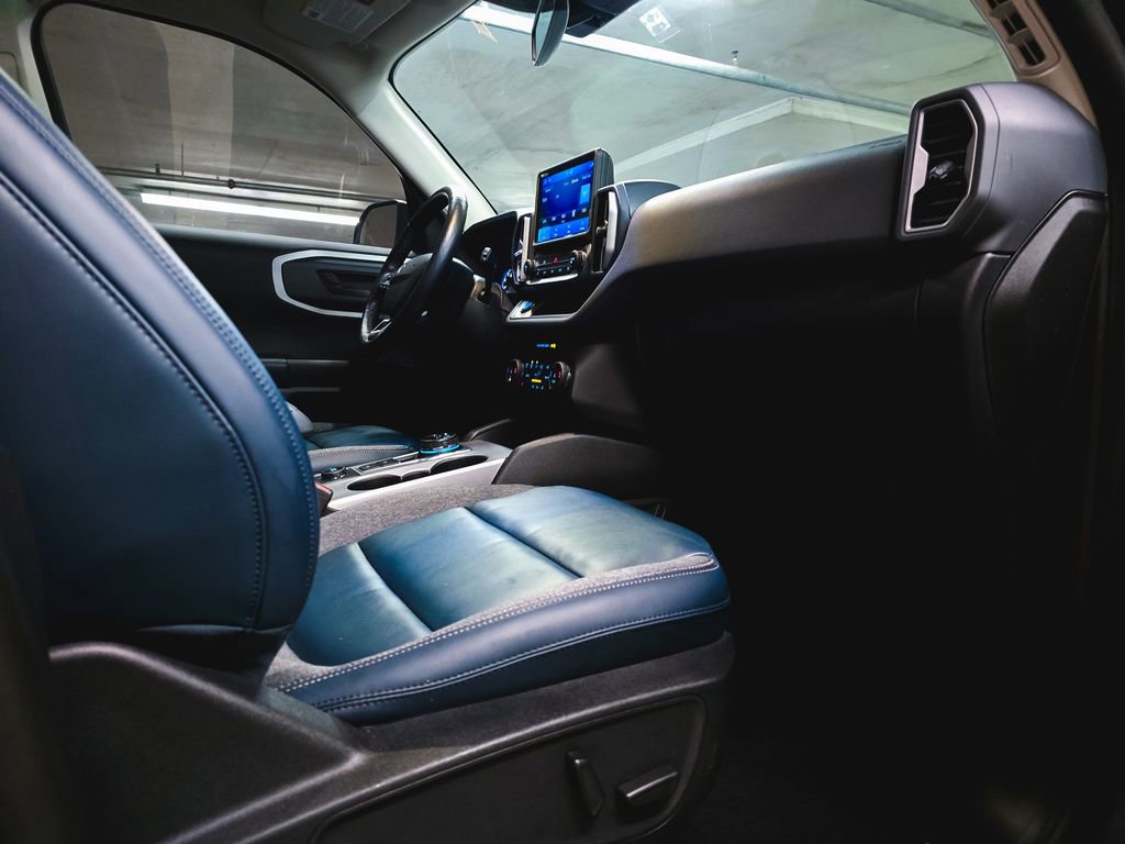 Used 2022 Ford Bronco Sport Outer Banks w/ Tech Package image 36