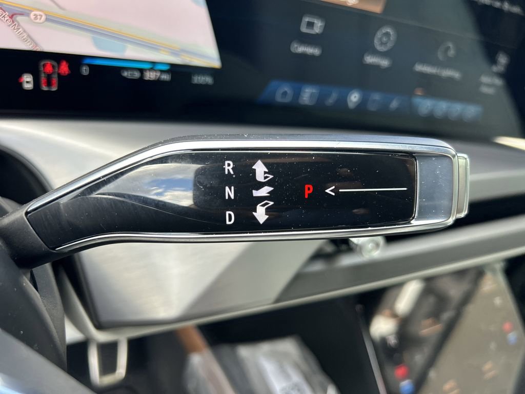 New 2026 Cadillac Vistiq Luxury image 28