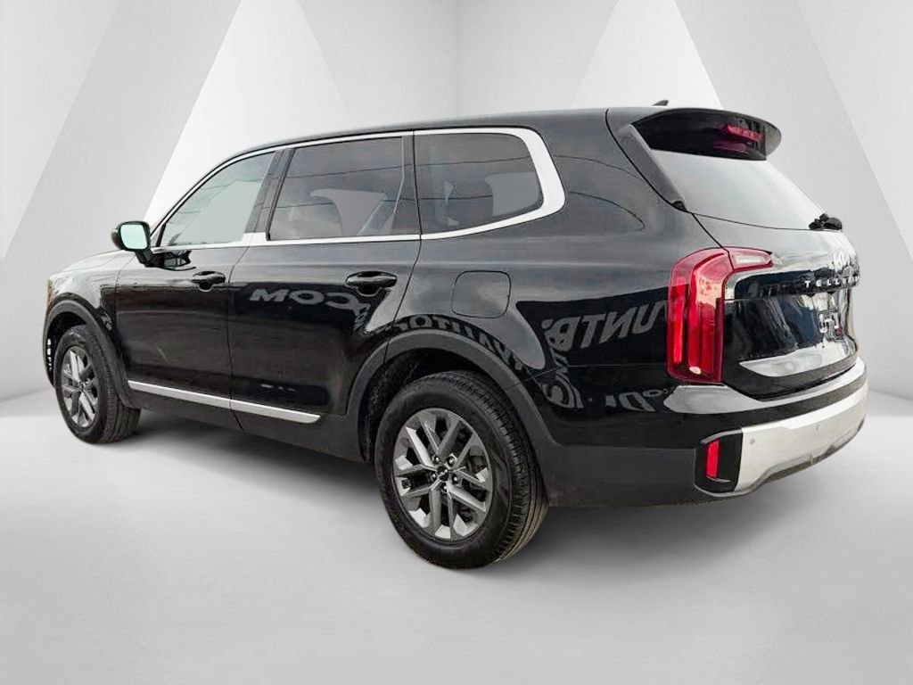 Used 2024 Kia Telluride LX image 4