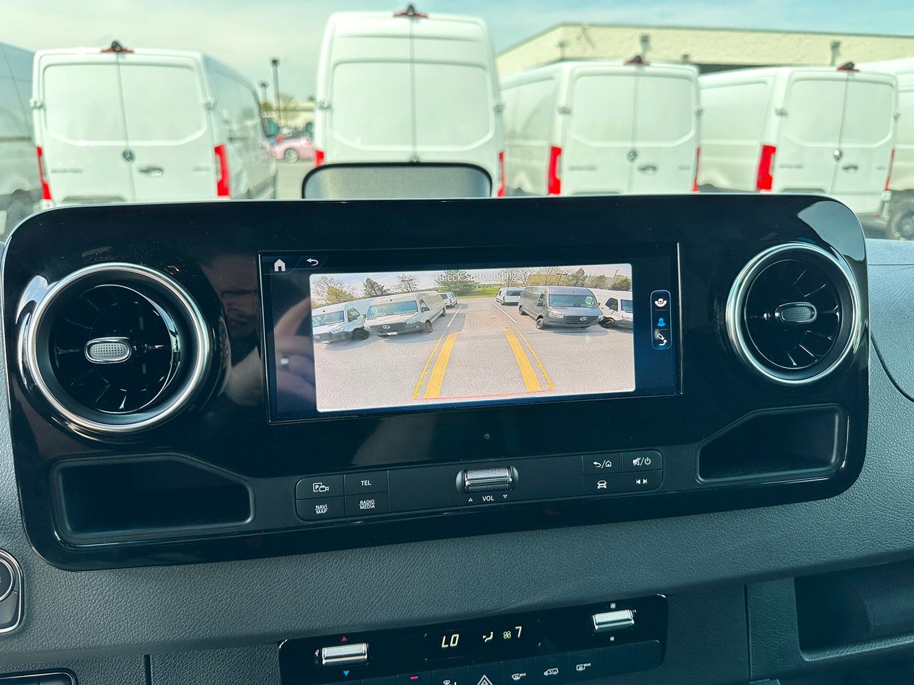 New 2026 Mercedes-Benz Sprinter 2500 image 18