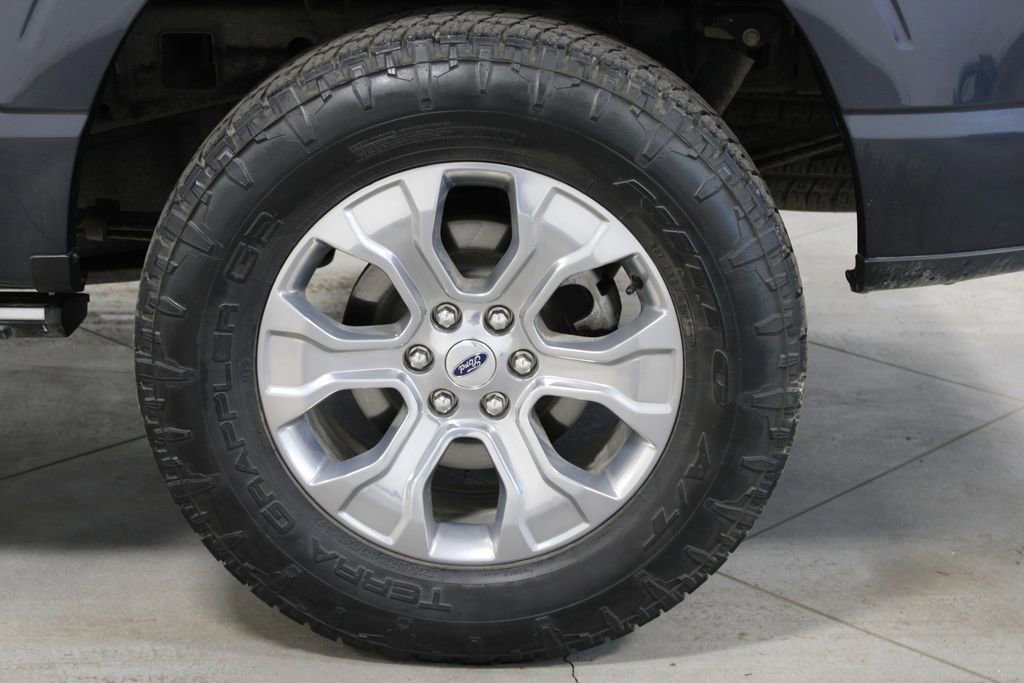 Certified 2022 Ford F150 Platinum w/ Equipment Group 701A High image 18