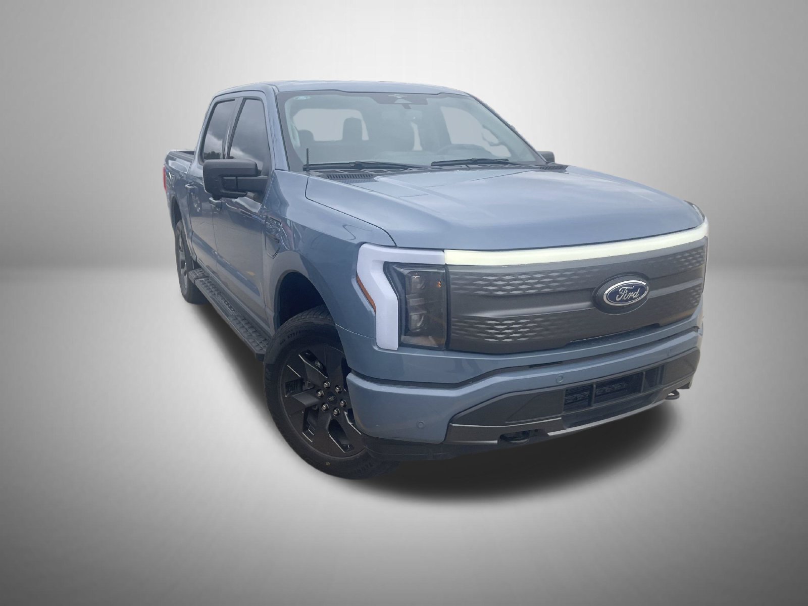 Used 2023 Ford F150 Lightning XLT w/ Equipment Group 312A High AWD/4WD image 5