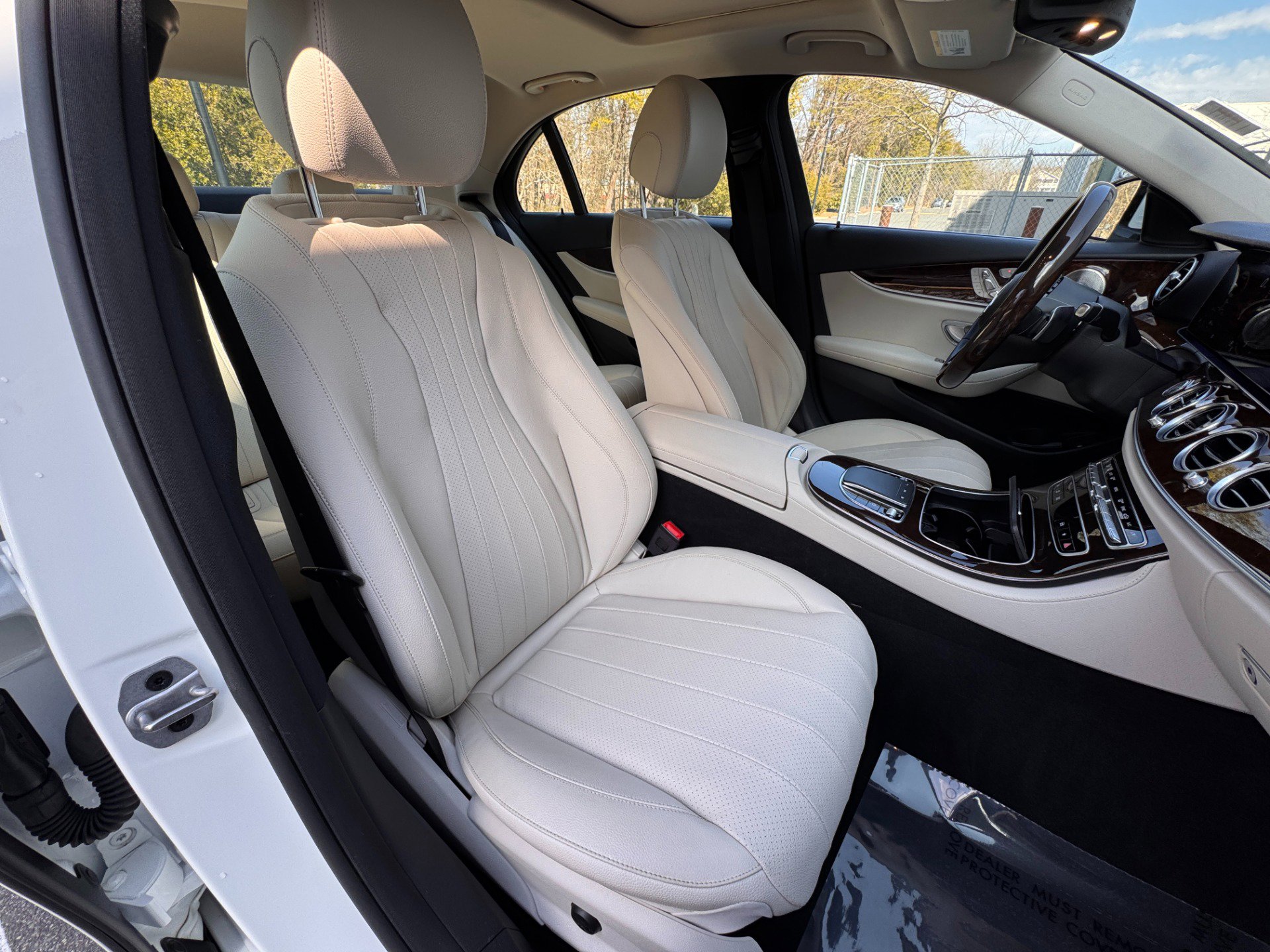 Used 2023 Mercedes-Benz E 350 4MATIC Sedan w/ Premium Package image 51