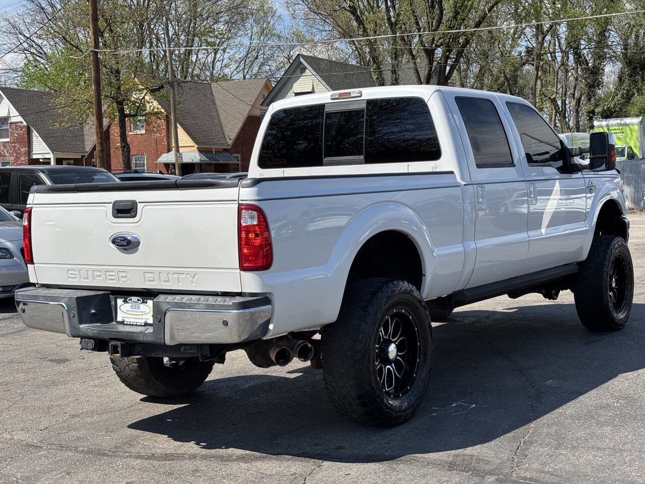 Used 2015 Ford F350 Lariat w/ Lariat Chrome Package image 8