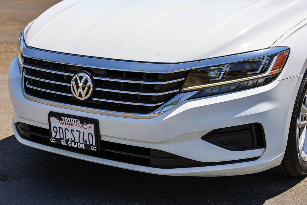 Used 2020 Volkswagen Passat 2.0T SE image 20