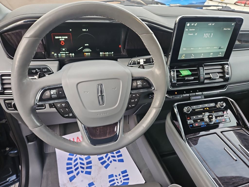 Used 2019 Lincoln Navigator Reserve w/ Cargo Package AWD/4WD image 13