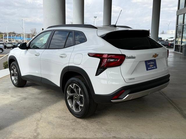 New 2026 Chevrolet Trax LT w/ LT Convenience Package image 9