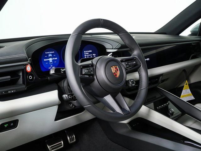New 2026 Porsche Macan 4S Electric image 4
