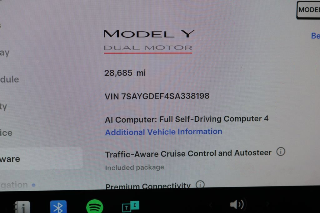 Used 2025 Tesla Model Y Performance AWD/4WD image 27