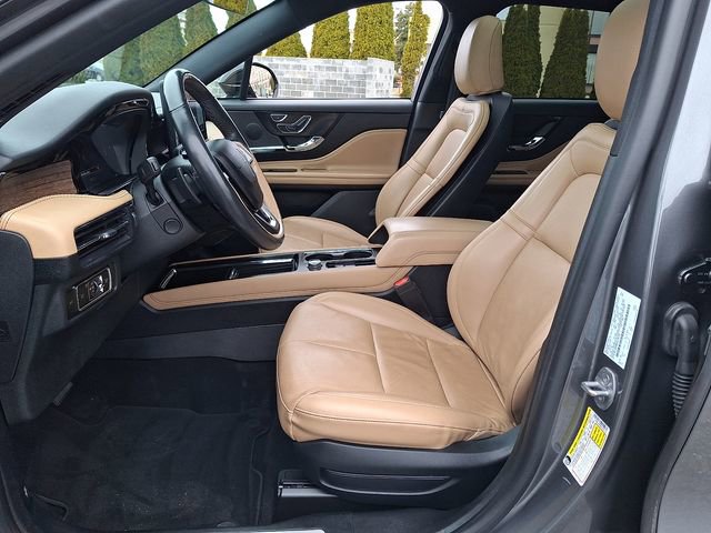 Used 2023 Lincoln Corsair Reserve w/ Equipment Group 201A image 14