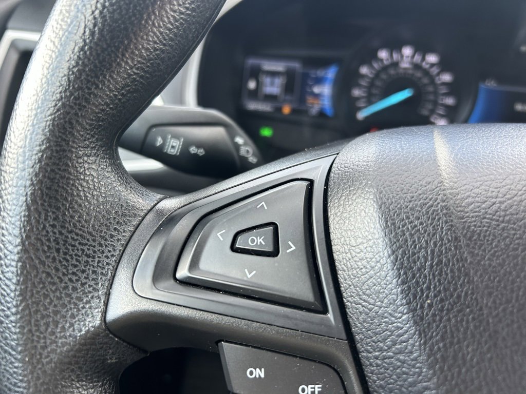 Used 2023 Ford Edge SEL image 18