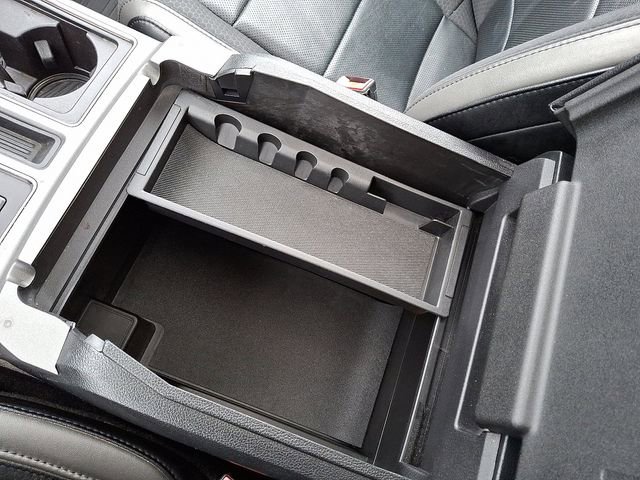 Used 2019 Ford F150 Raptor w/ Equipment Group 802A Luxury image 28