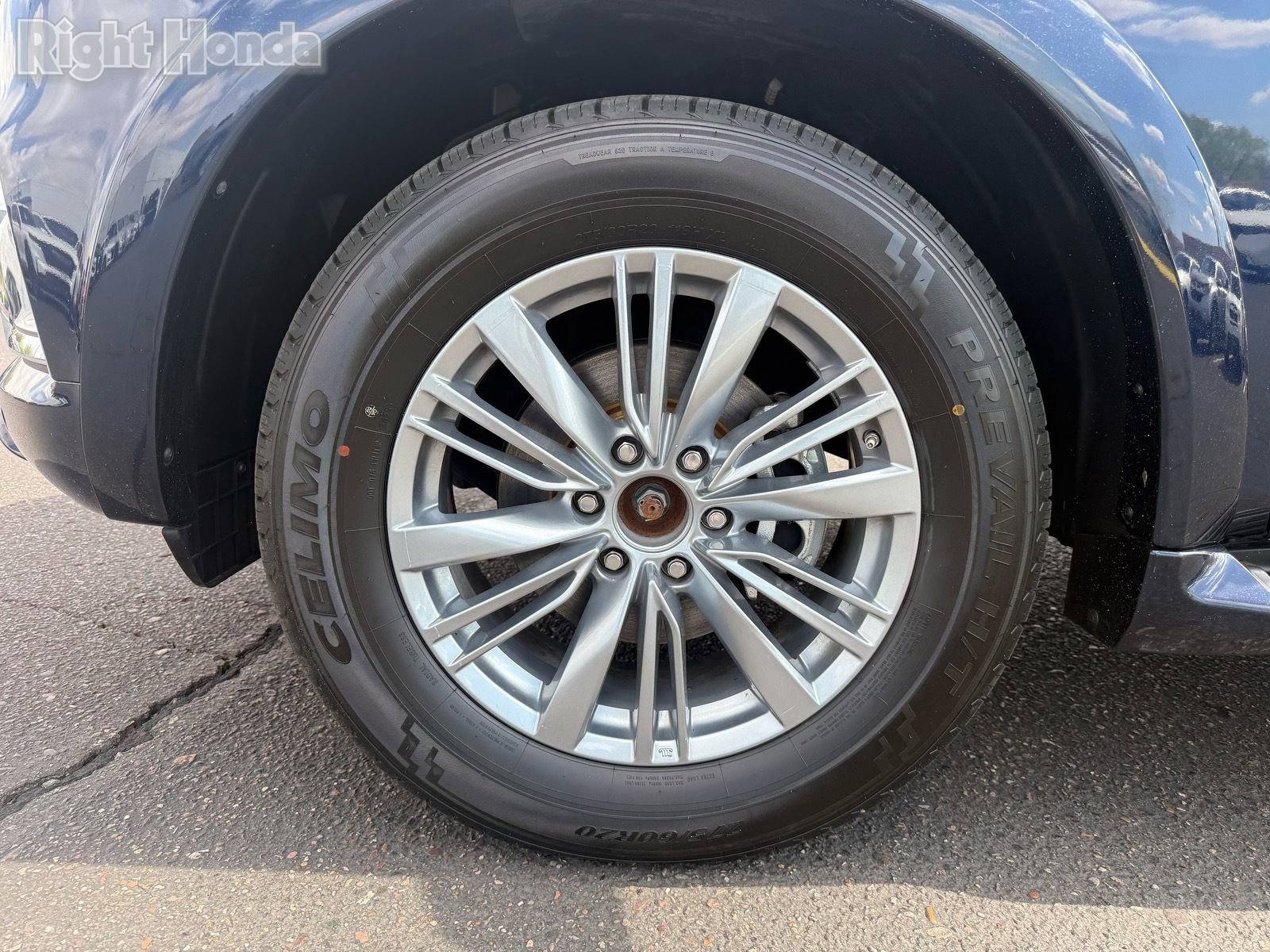 Used 2024 INFINITI QX80 Luxe image 11