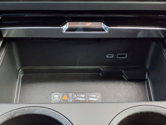 New 2026 GMC Yukon XL Denali w/ Advanced Technology Package RWD image 9