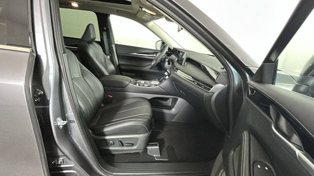 Used 2025 INFINITI QX60 Pure AWD/4WD image 31