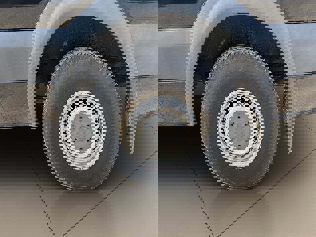 Used 2011 Freightliner Sprinter 2500 image 19