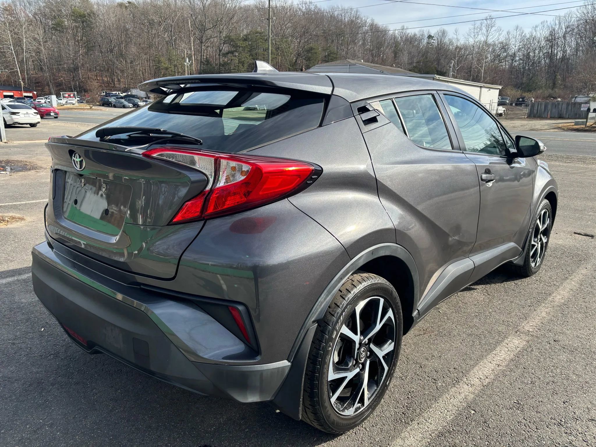 Used 2018 Toyota C-HR XLE image 9
