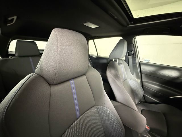 Used 2024 Toyota Corolla Cross SE w/ Moonroof Package image 36