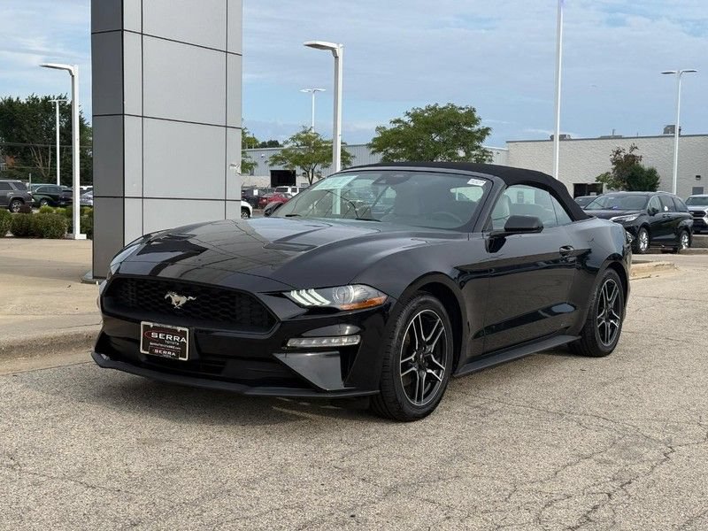 Used 2022 Ford Mustang Premium RWD image 7