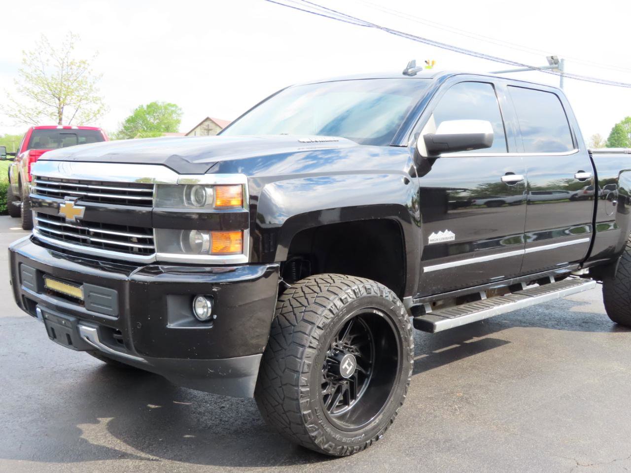 Used 2015 Chevrolet Silverado 2500 High Country w/ Duramax Plus Package AWD/4WD image 9