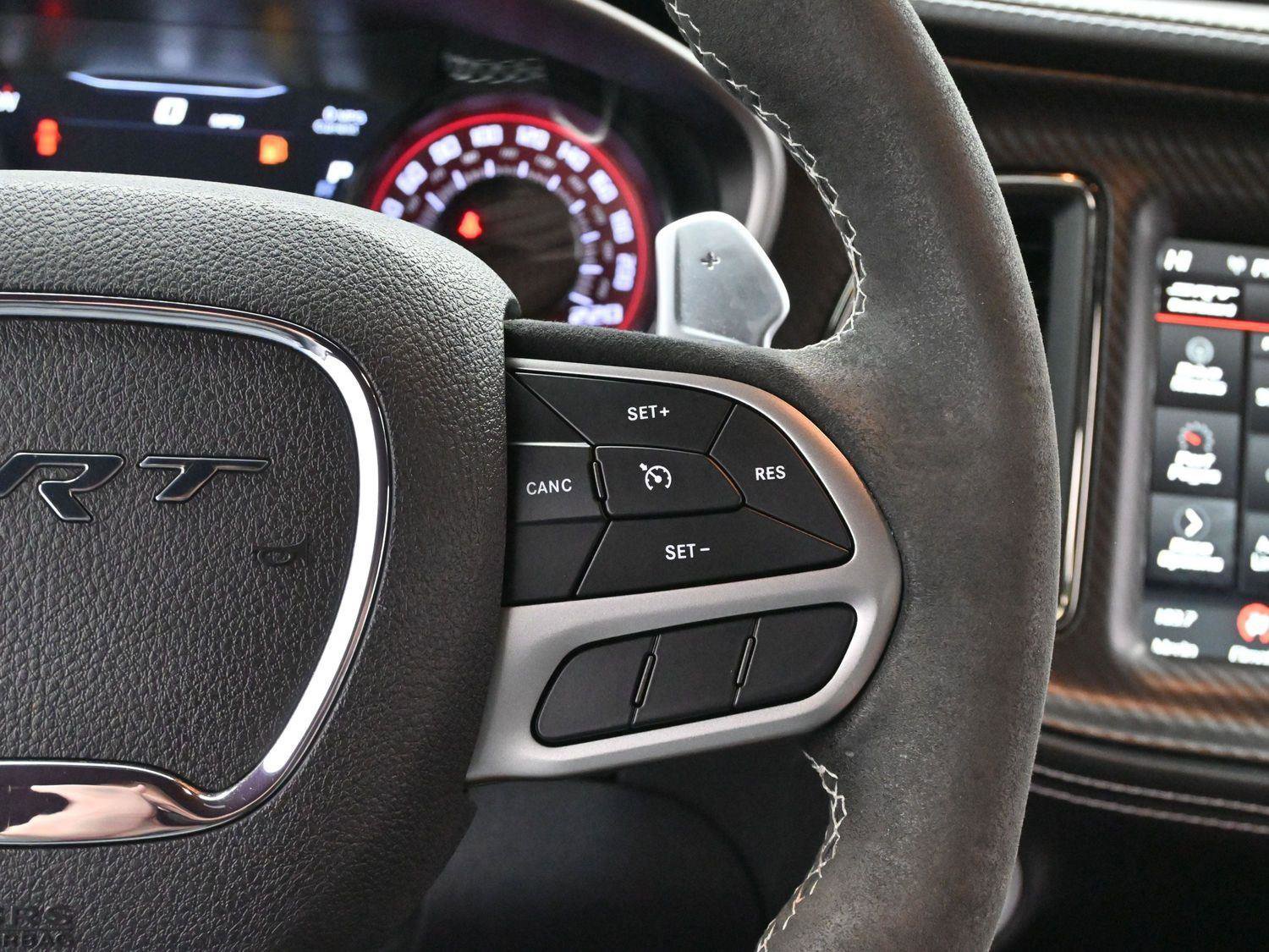 Used 2022 Dodge Challenger SRT Hellcat image 17