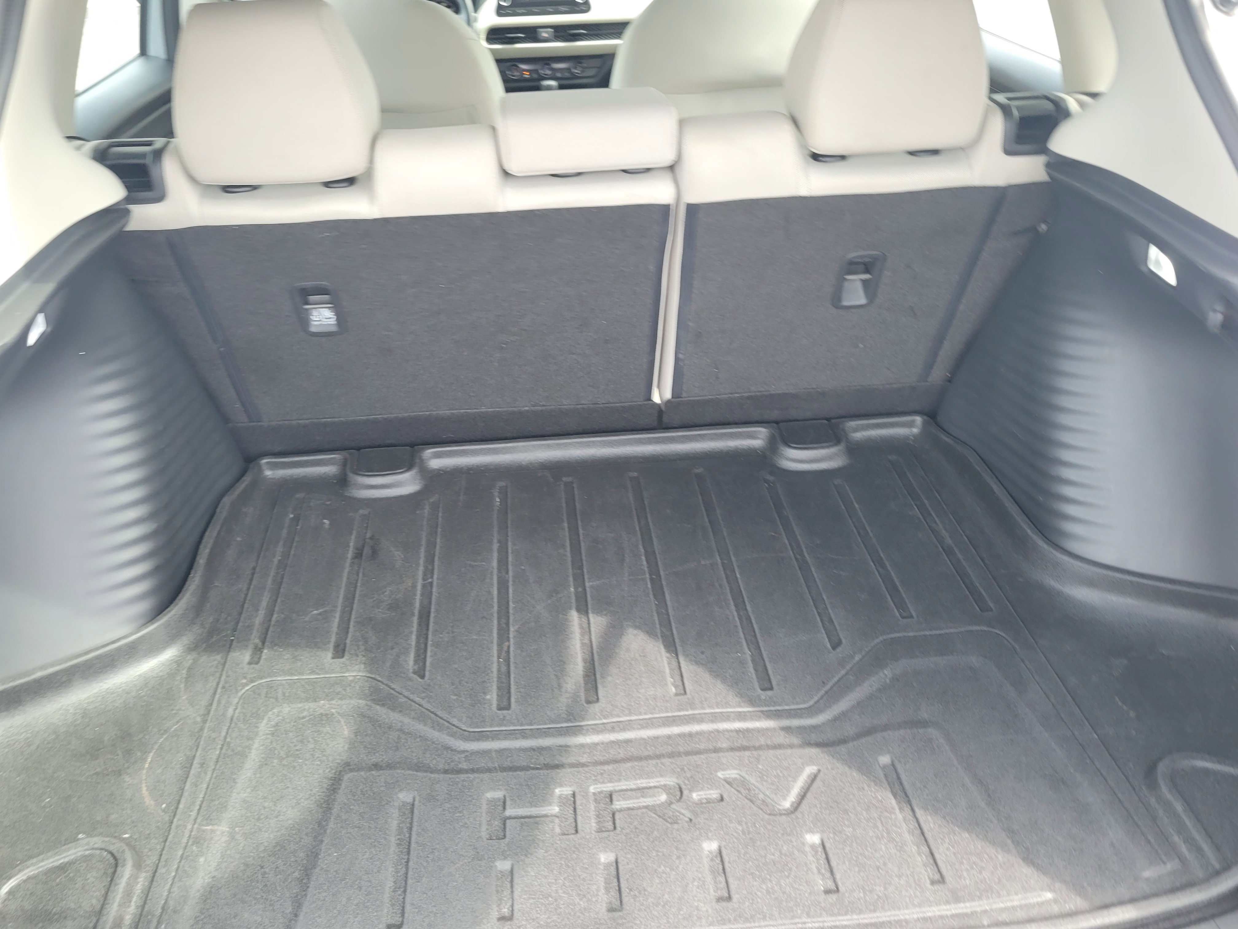 Certified 2023 Honda HR-V LX image 7
