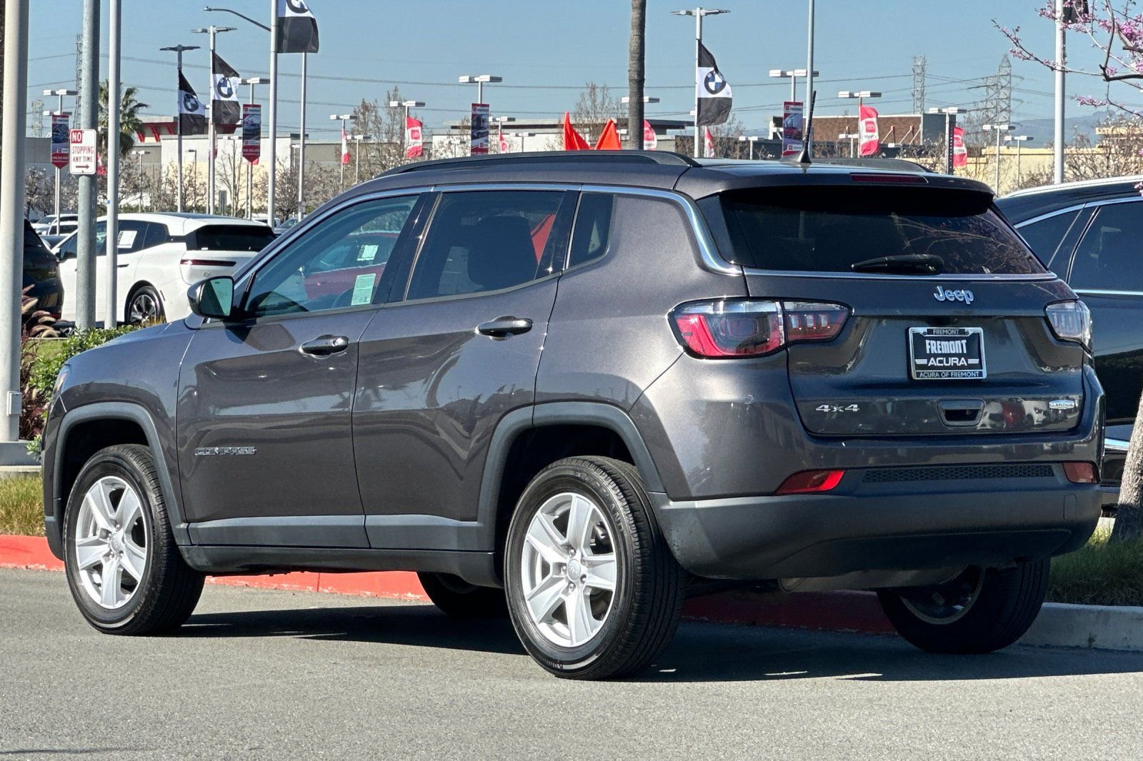 Used 2022 Jeep Compass Latitude w/ Convenience Group image 6