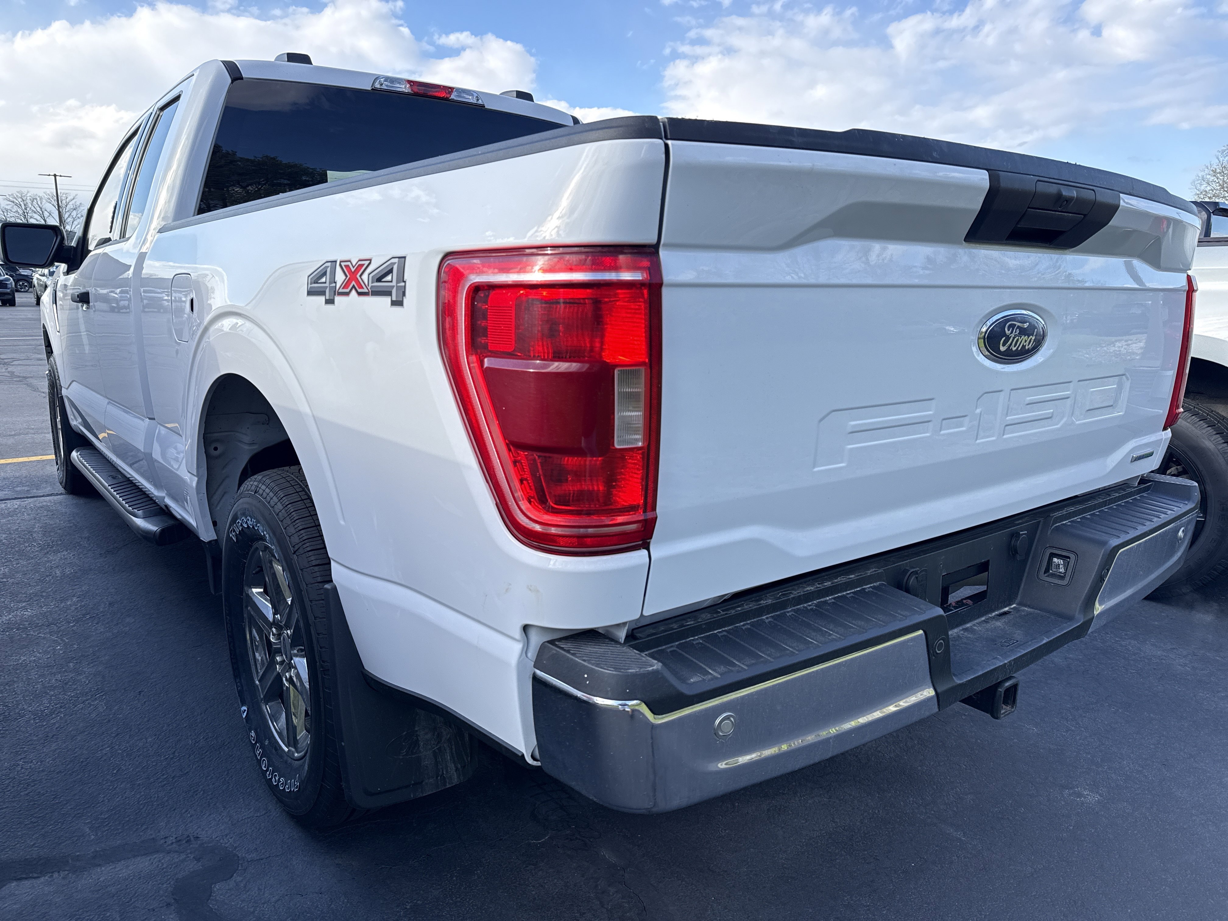 Used 2022 Ford F150 XLT w/ Equipment Group 301A Mid AWD/4WD image 7