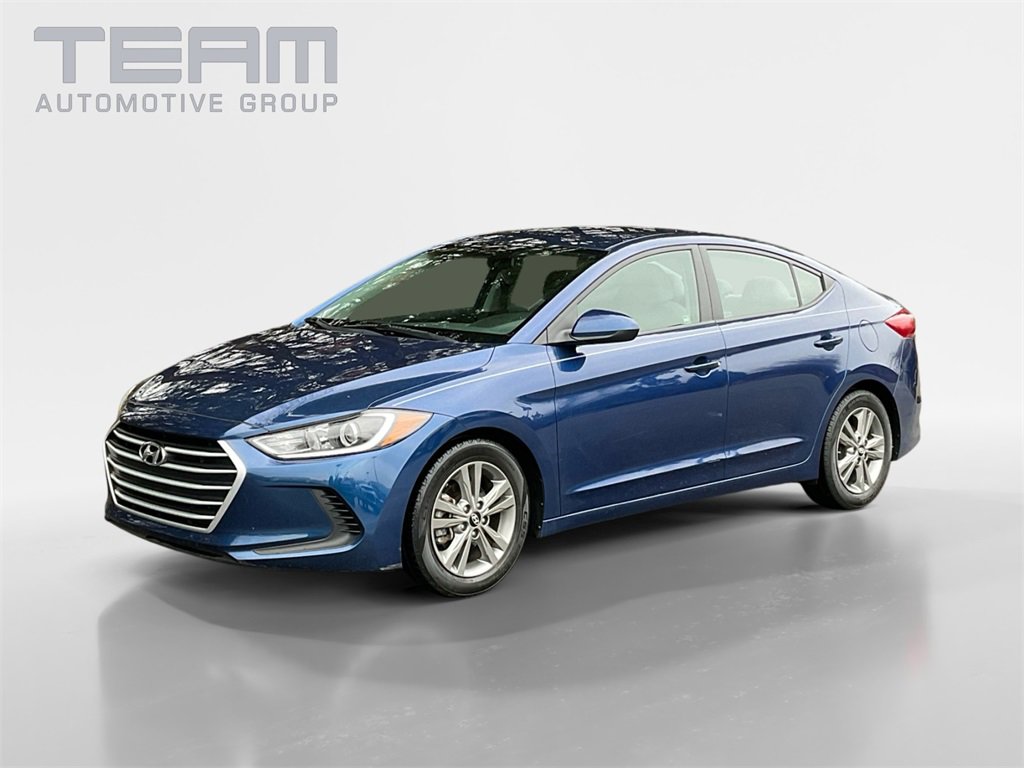 Used 2017 Hyundai Elantra SE image 3