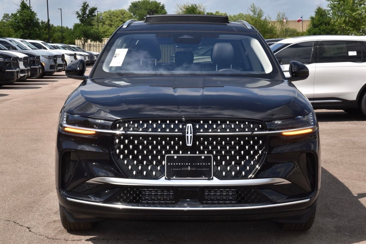 New 2026 Lincoln Nautilus Reserve AWD/4WD image 9