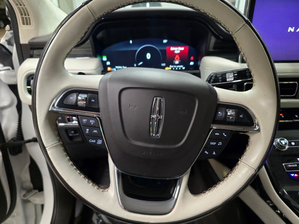 Used 2022 Lincoln Nautilus Black Label w/ Class II Trailer Tow Package AWD/4WD image 16