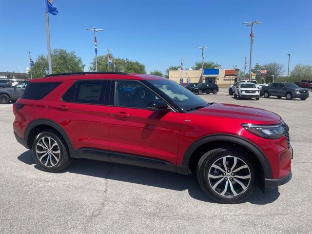 New 2026 Ford Explorer ST-Line AWD/4WD image 2