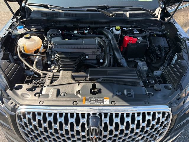 Certified 2024 Lincoln Corsair AWD w/ Equipment Group 101A image 25