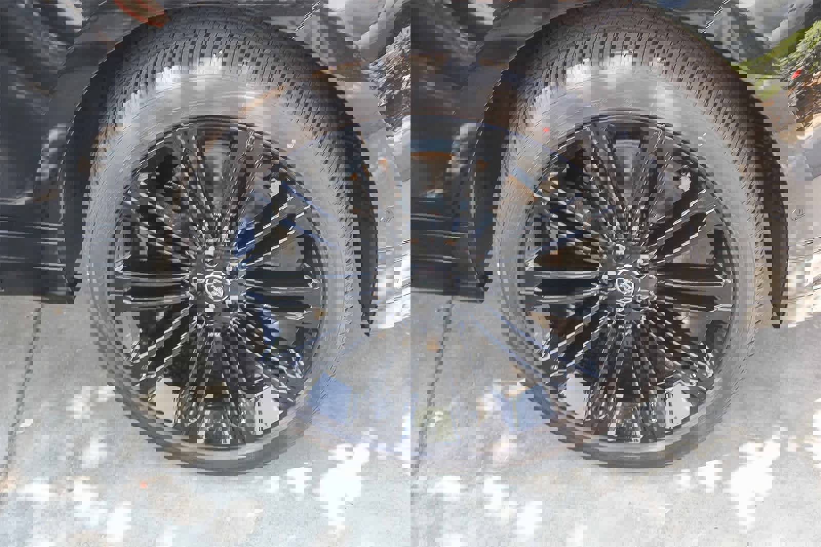 New 2026 Land Rover Range Rover Velar Dynamic SE image 9