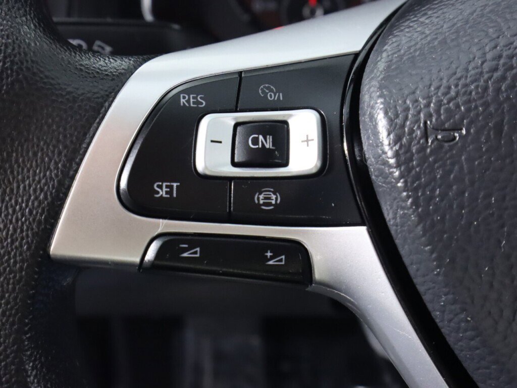 Used 2019 Volkswagen Jetta S image 12