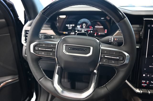 New 2026 GMC Acadia Denali Ultimate w/ LPO, Floor Liner Package AWD/4WD image 23