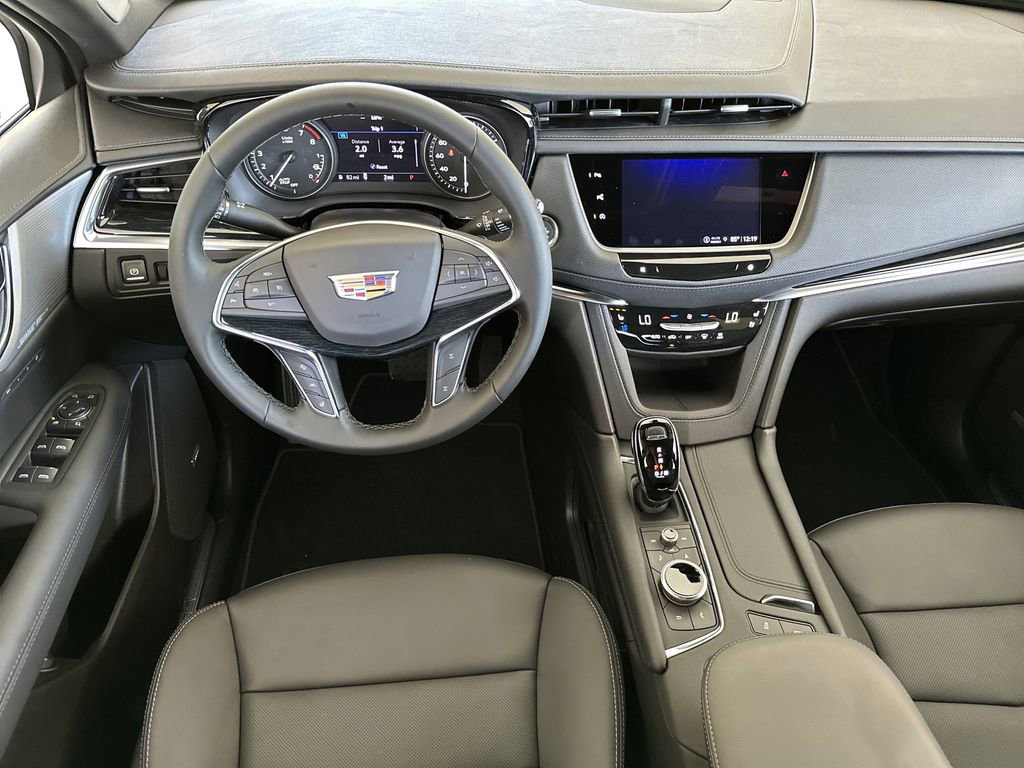 New 2026 Cadillac XT5 Premium Luxury w/ Driver Assist Package AWD/4WD image 16