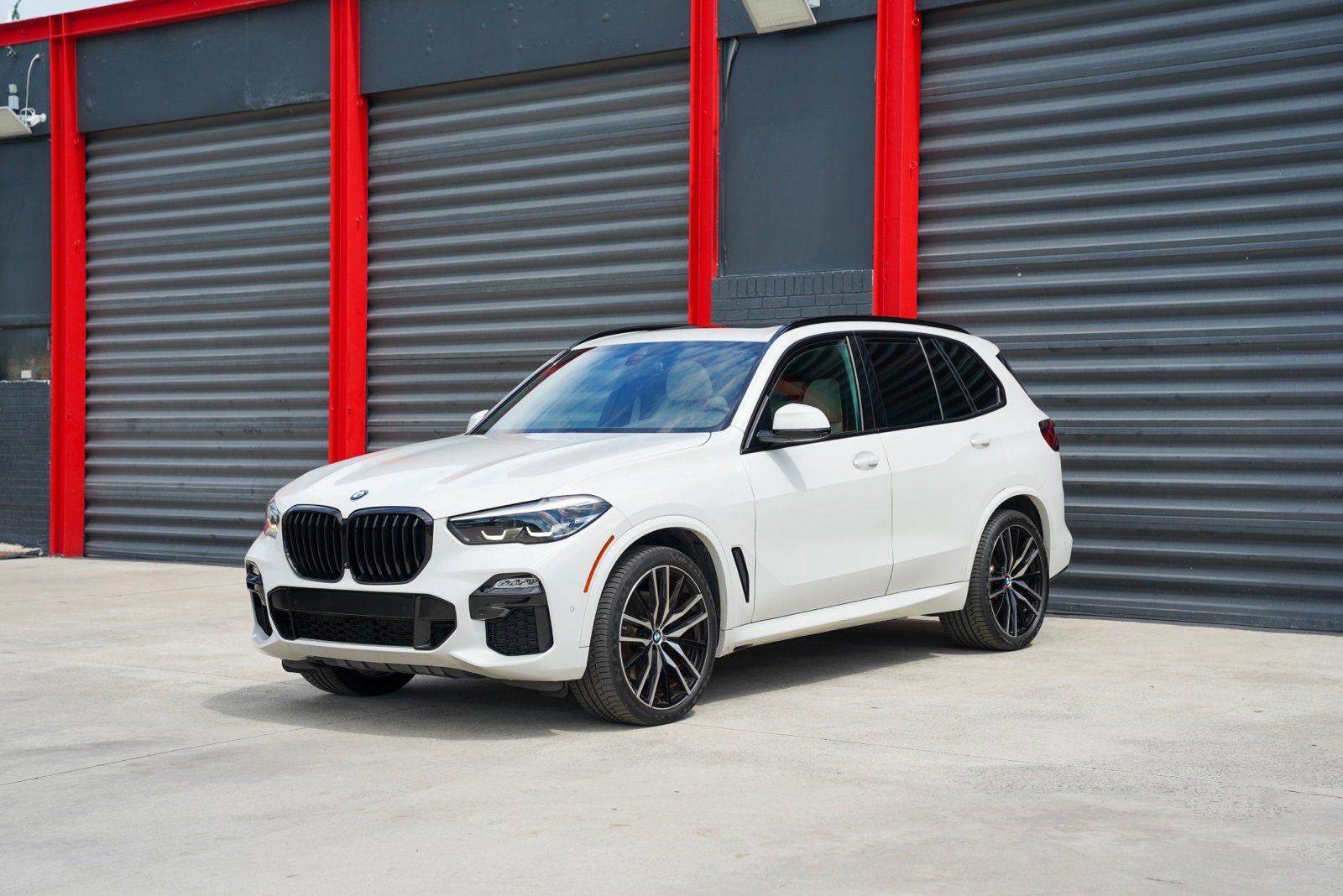 Used 2021 BMW X5 sDrive40i w/ M Sport Package