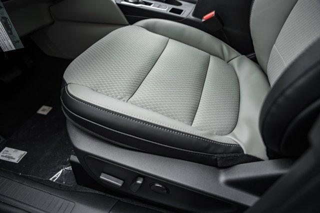 New 2026 Ford Escape SE FWD image 38
