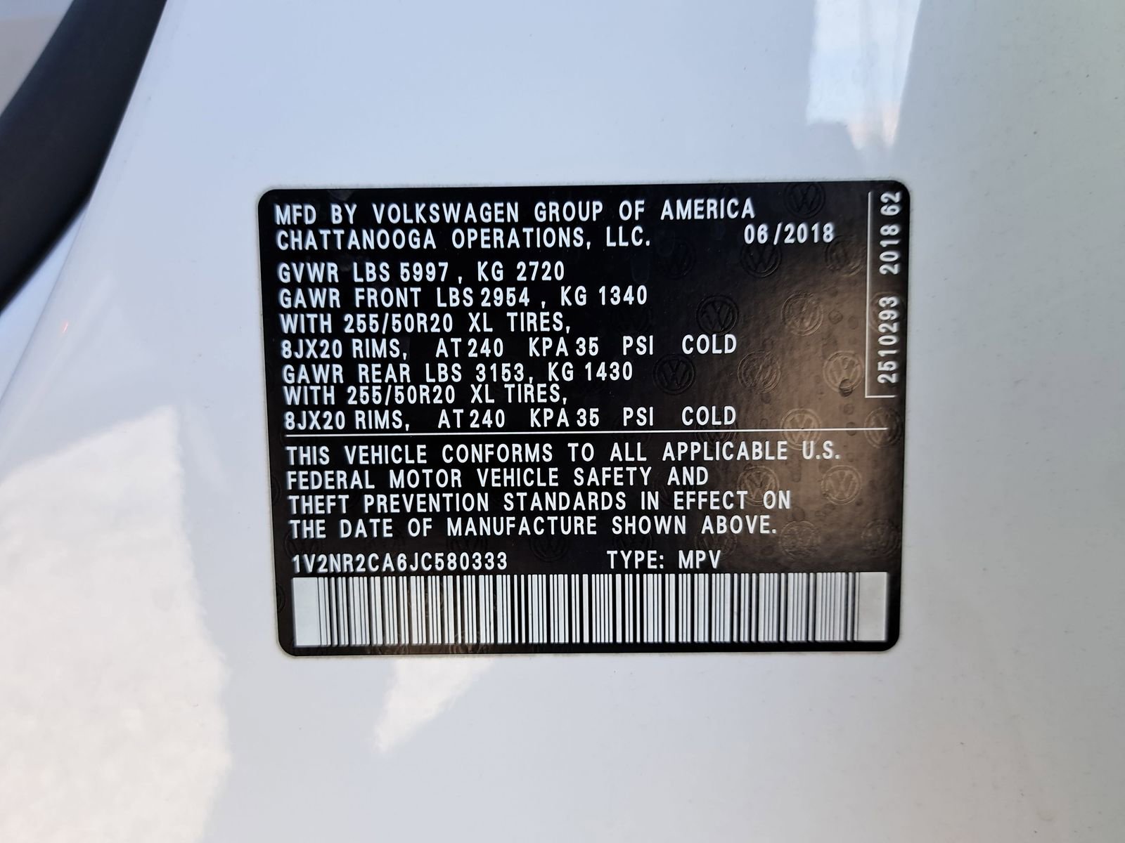 Used 2018 Volkswagen Atlas SEL Premium image 11