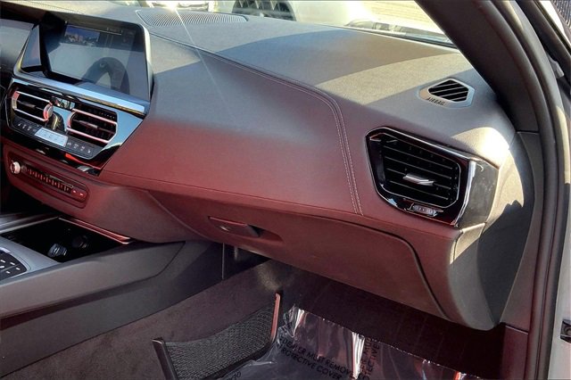 Used 2024 BMW Z4 M40i w/ Premium Package image 13