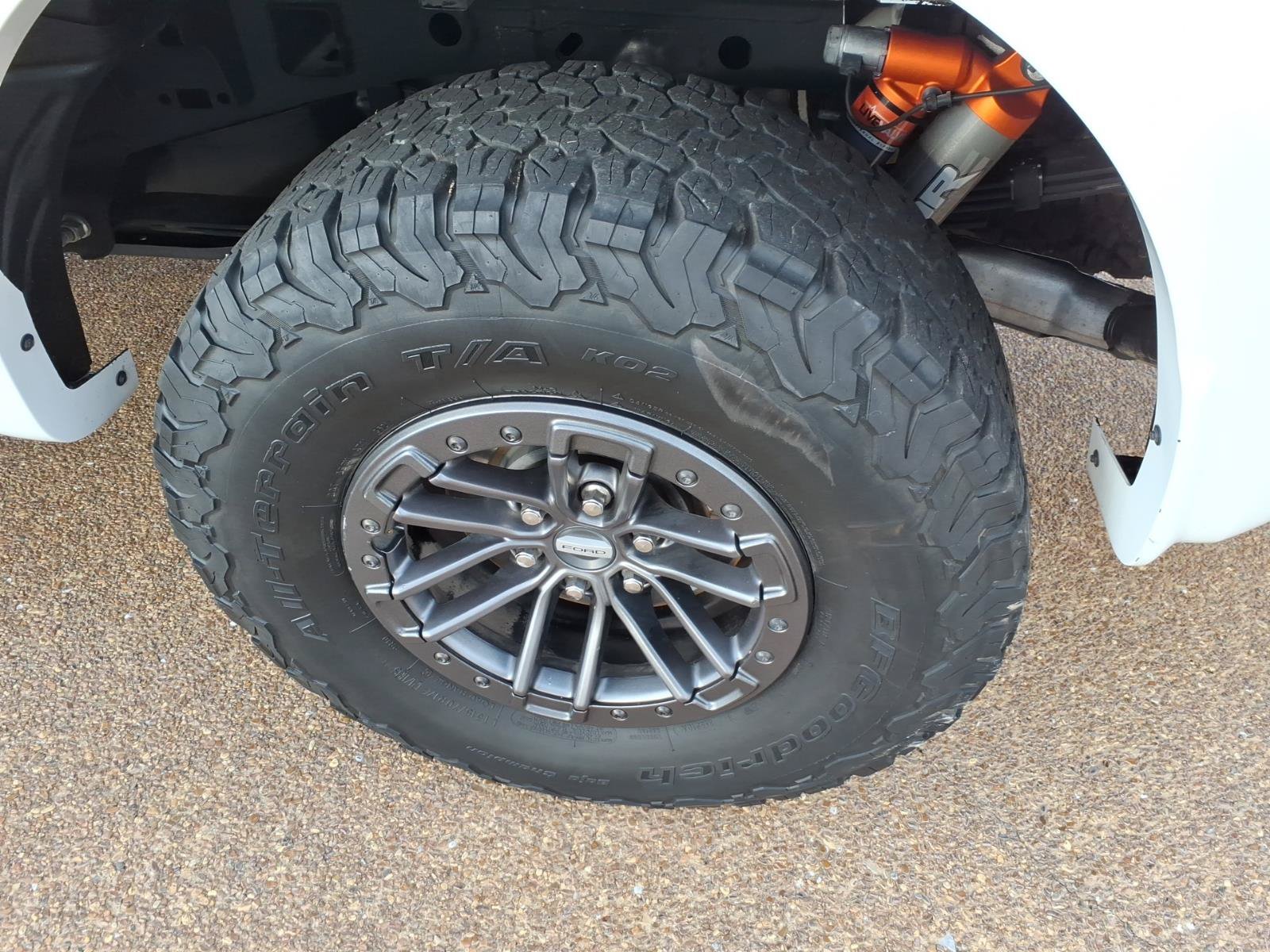 Used 2019 Ford F150 Raptor w/ Equipment Group 802A Luxury AWD/4WD image 35