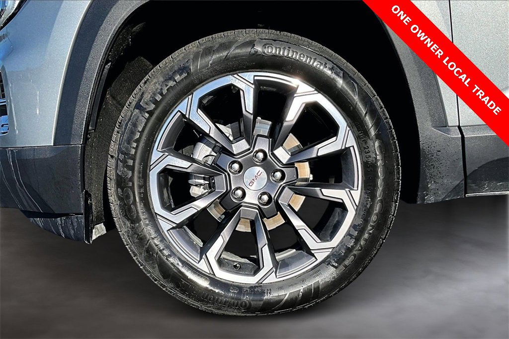 Used 2025 GMC Terrain Elevation w/ Elevation Premium Package image 9