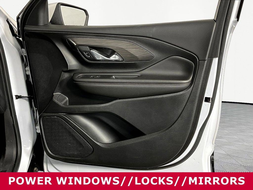 Used 2021 GMC Terrain SLT w/ LPO, Floor Liner Package FWD image 27