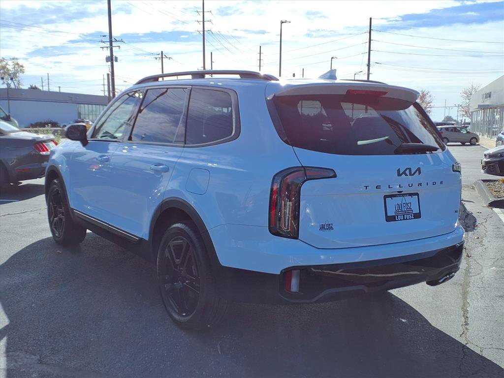 Used 2025 Kia Telluride EX X-Line image 2