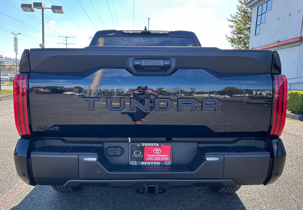Certified 2025 Toyota Tundra SR5 w/ SR5 Premium Package AWD/4WD image 6